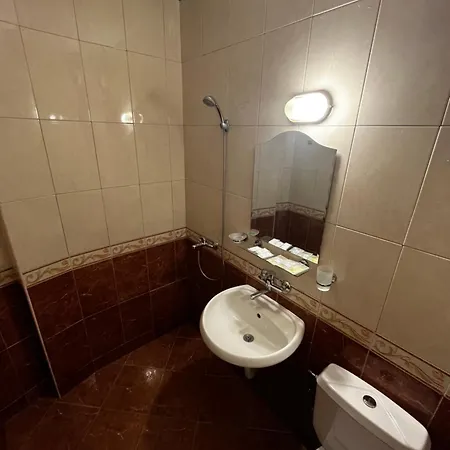 Angel Szálloda 2*